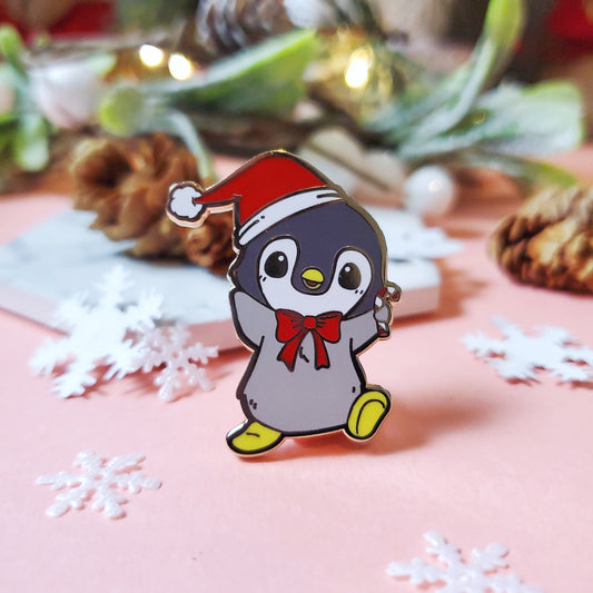Seasonal: Cute Penguin Pin